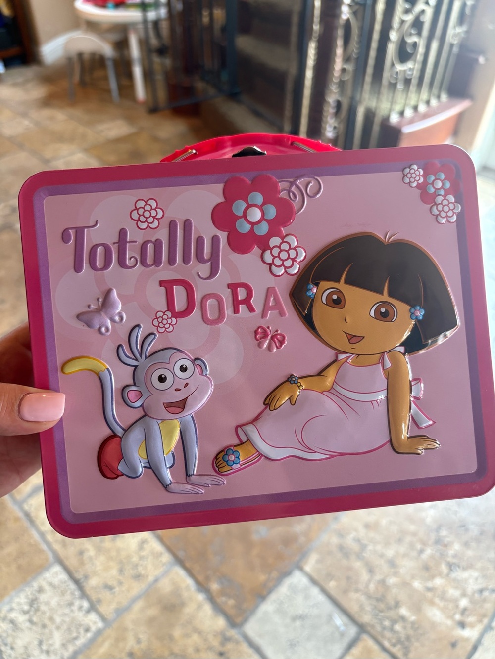 Dora the Explorer Pink Kids Lunchbox - Totally Dora
